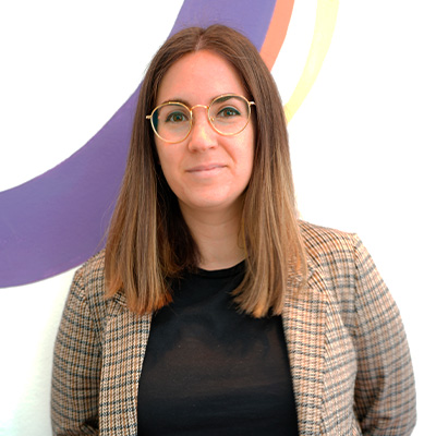 <span style="color: #ff8300;">L</span>orena Guerrero